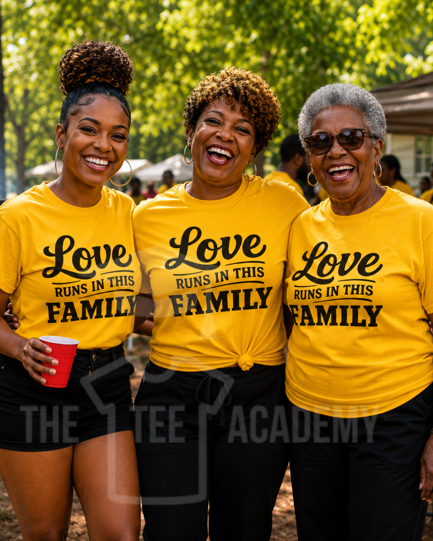 Love Runs In This Family-Screen Print Transfer